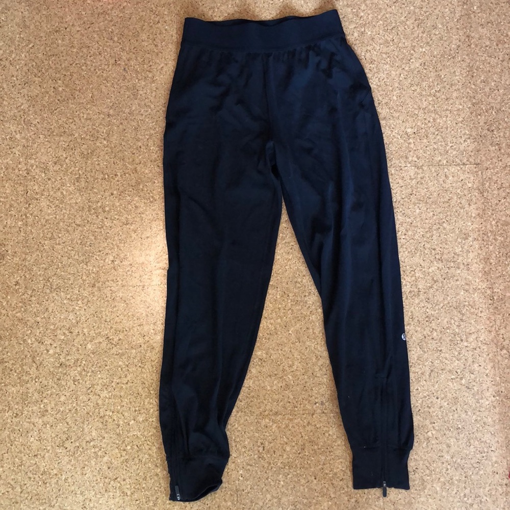 Lululemon joggers
